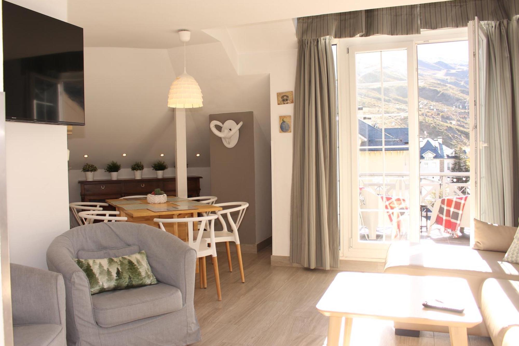 Inside Plaza Sierra Nevada Apartment Exterior photo