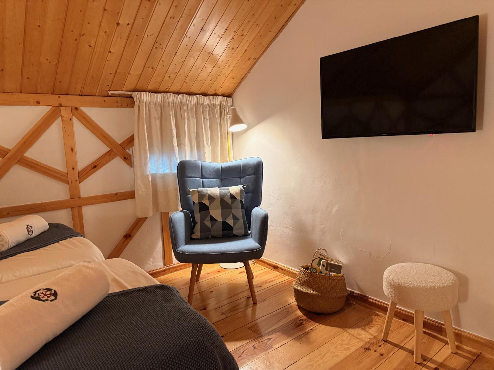 Inside Plaza Sierra Nevada Apartment Exterior photo